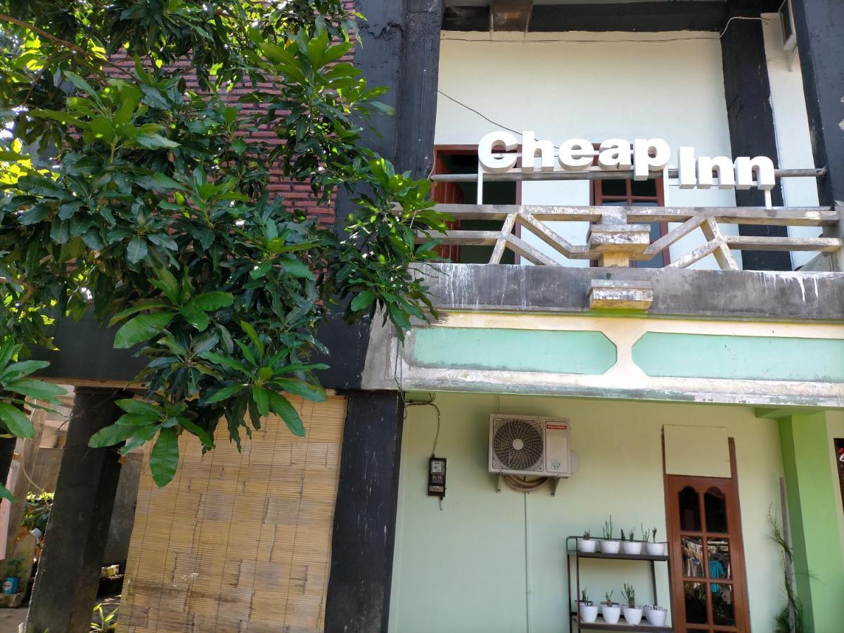 Cheap Inn Banyuwangi Banyuwangi  Exterior photo