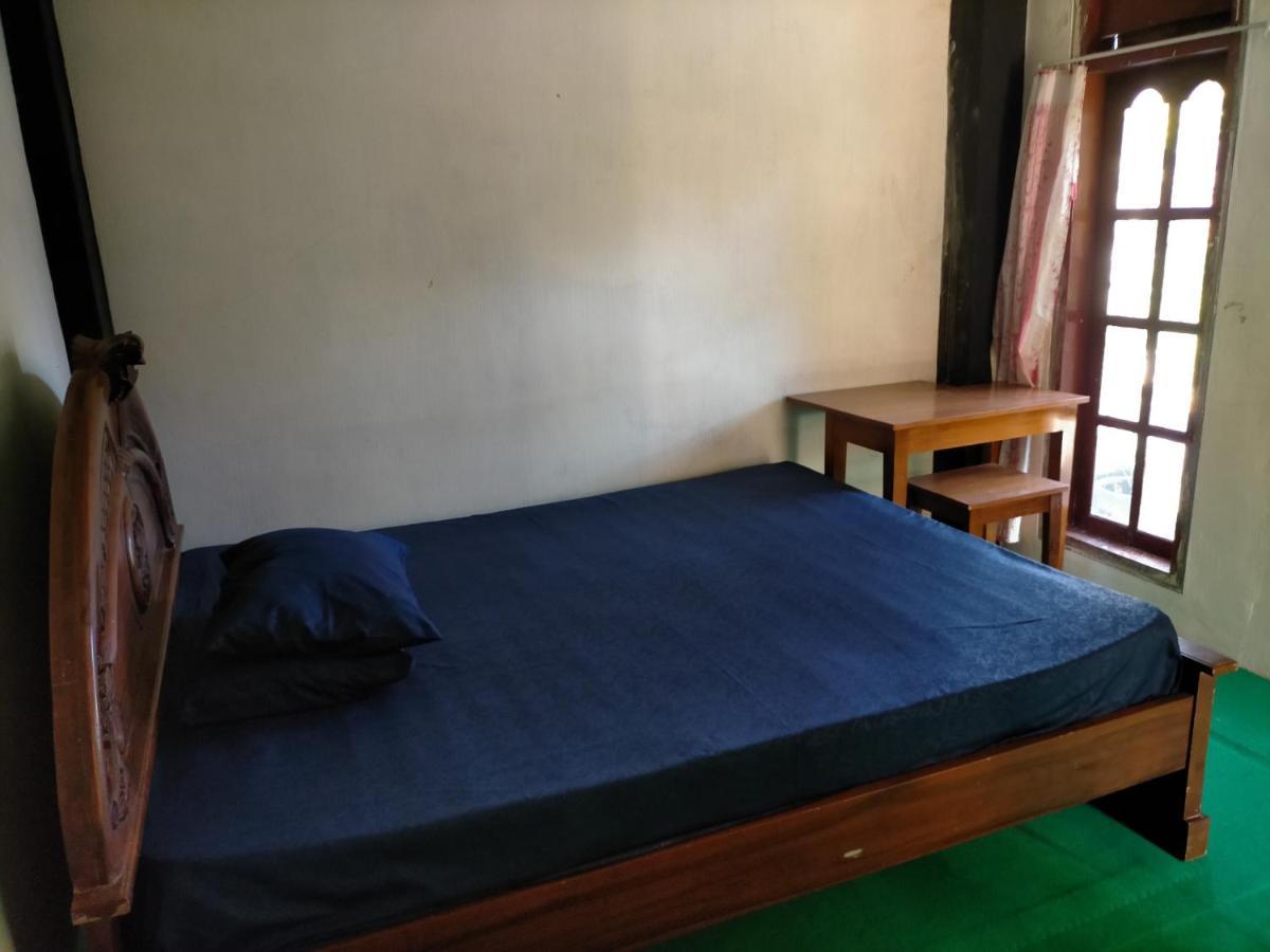 Cheap Inn Banyuwangi Banyuwangi  Exterior photo